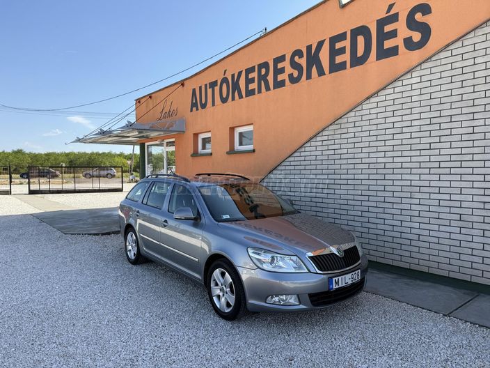 SKODA OCTAVIA Combi 1.6 CR TDI Ambition