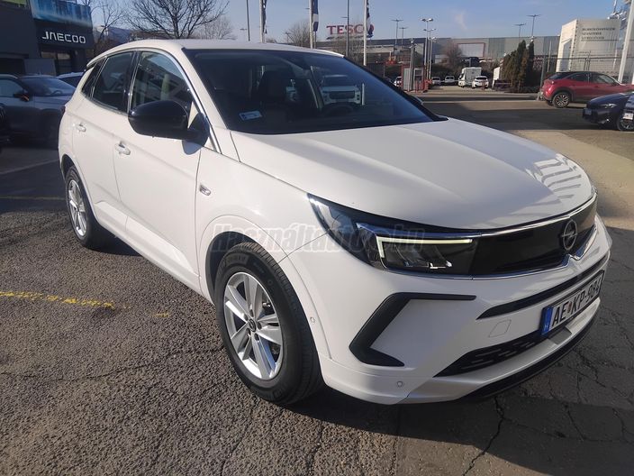 OPEL GRANDLAND 1.2 T Business Edition (Automata)