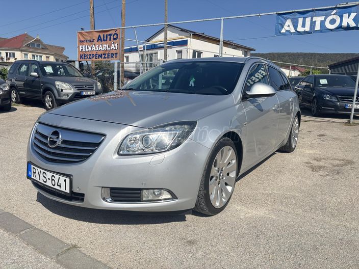 OPEL INSIGNIA Sports Tourer 1.6 T Cosmo
