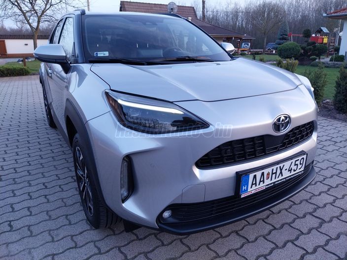 TOYOTA YARIS CROSS 1.5 Hybrid Adventure VIP AWD e-CVT
