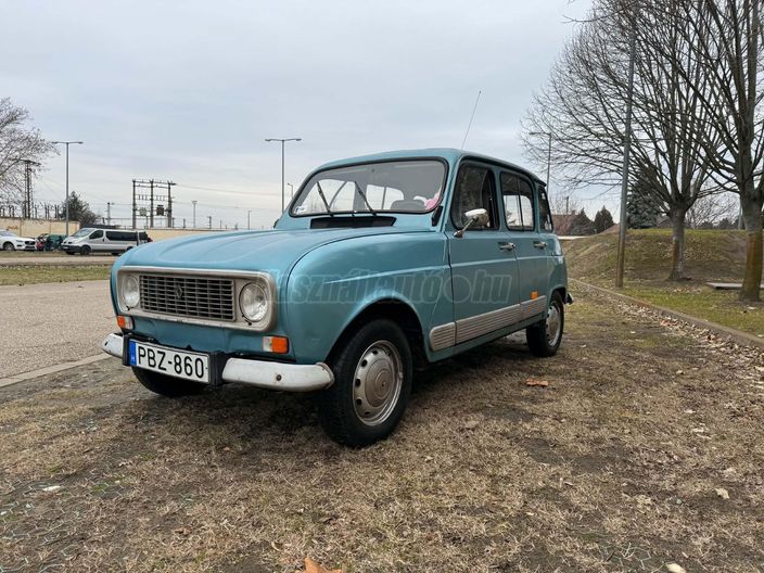 RENAULT R 4
