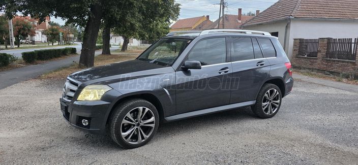 MERCEDES-BENZ GLK 220