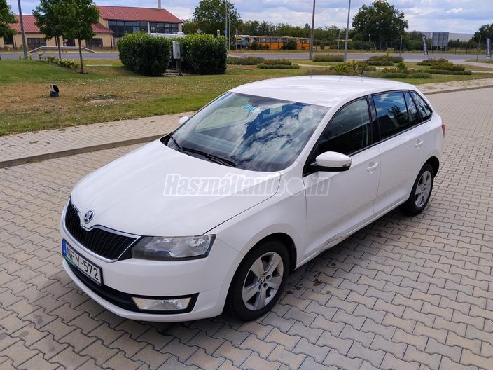 SKODA RAPID Spaceback 1.4 CR TDI Style DSG