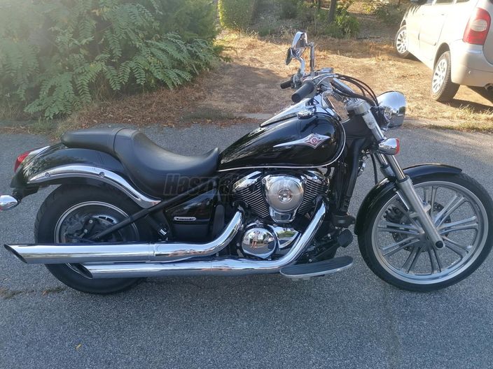 KAWASAKI VN 900 CUSTOM