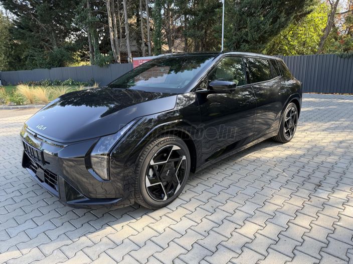 KIA EV4 81,4kWh GT Line