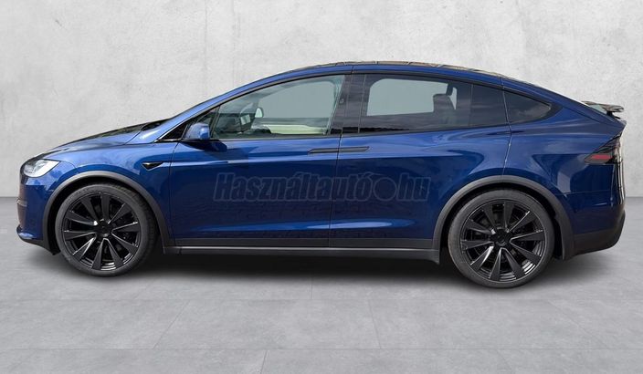 TESLA MODEL X Long Range (Automata) (6 személyes )