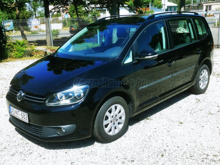VOLKSWAGEN TOURAN 1.6 CR TDI Comfortline [7 személy]