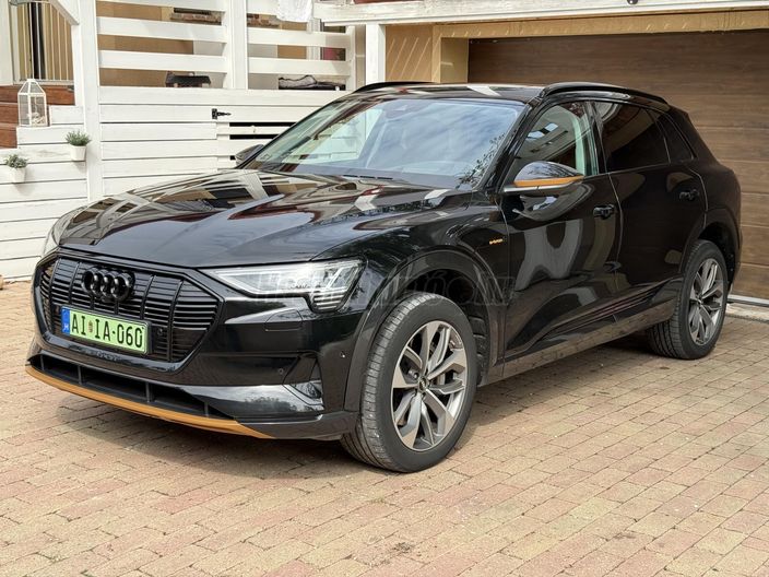AUDI E-TRON 55 S line quattro (Automata)