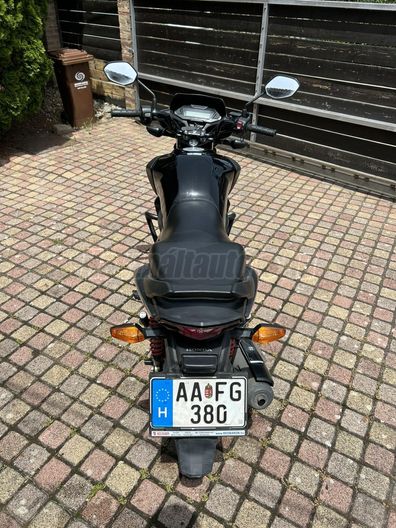 HONDA CB 125 F