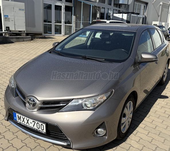 TOYOTA AURIS 1.4 D-4D Active Comfort