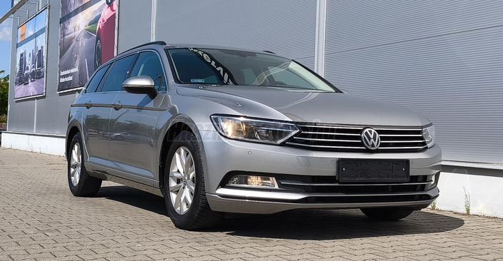 VOLKSWAGEN PASSAT VIII Variant 2.0 TDI BMT Comfortline