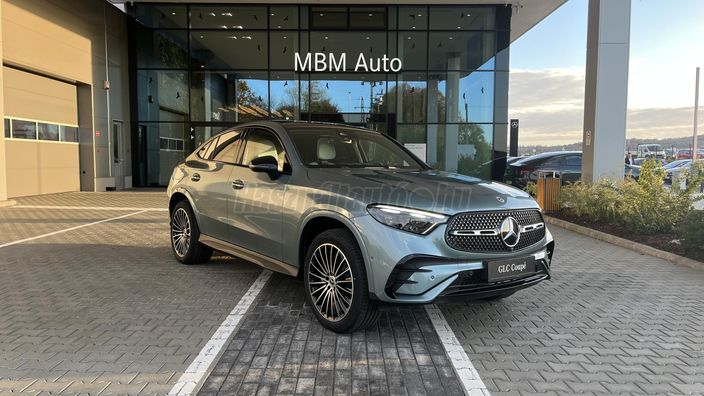 MERCEDES-BENZ GLC 300 e 4Matic 9G-TRONIC Plug-in hybrid