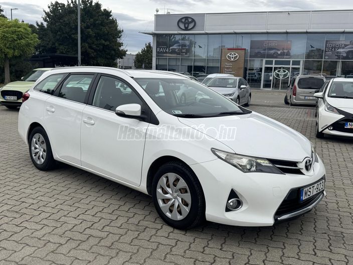 TOYOTA AURIS Touring Sports 1.6 Active Trend