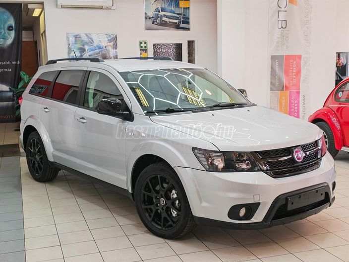 FIAT FREEMONT 2.0 Mjet Black Code (7 személyes )
