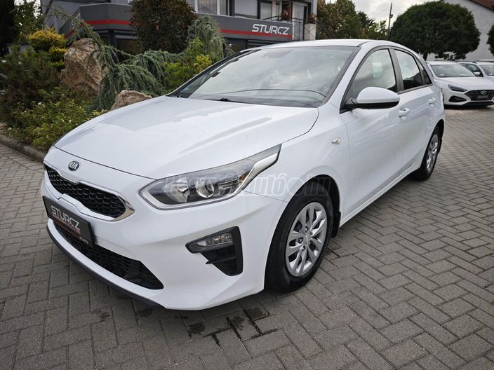 KIA CEE'D Ceed 1.6 CRDi HP Silver