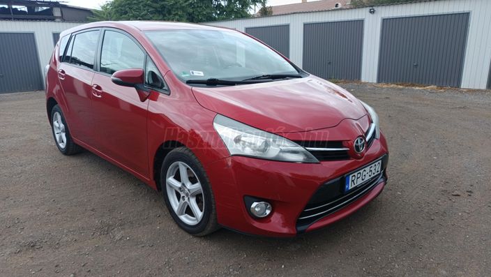 TOYOTA VERSO 2.2 D-CAT Premium Navi (Automata)