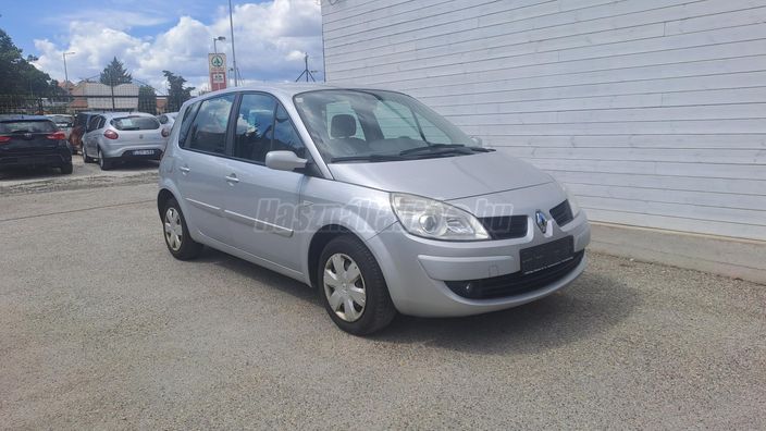 RENAULT SCENIC Grand Scénic 1.6 Dynamique