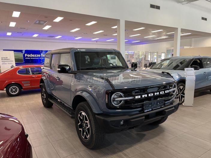 FORD BRONCO 2.7 EcoBoost Outer Banks AWD (Automata)