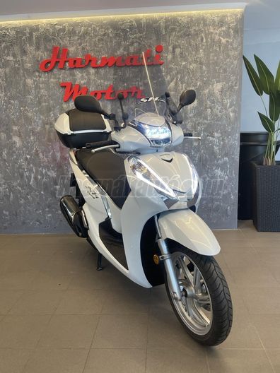 HONDA SH 300