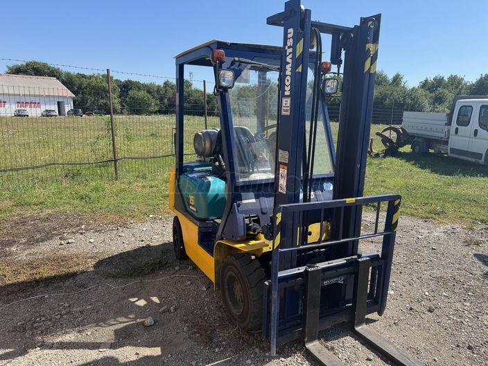 KOMATSU FG 15-HT 17 3méteres emelés