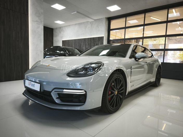 PORSCHE PANAMERA GTS Sport Turismo PDK