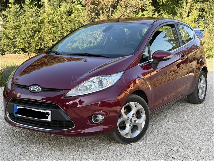 FORD FIESTA 1.25 Titanium