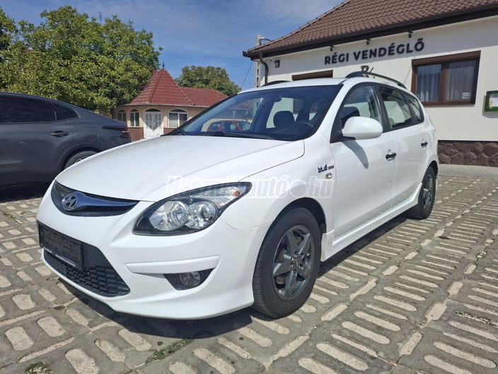 HYUNDAI I30 i30u CW 1.6 CRDi LP Comfort