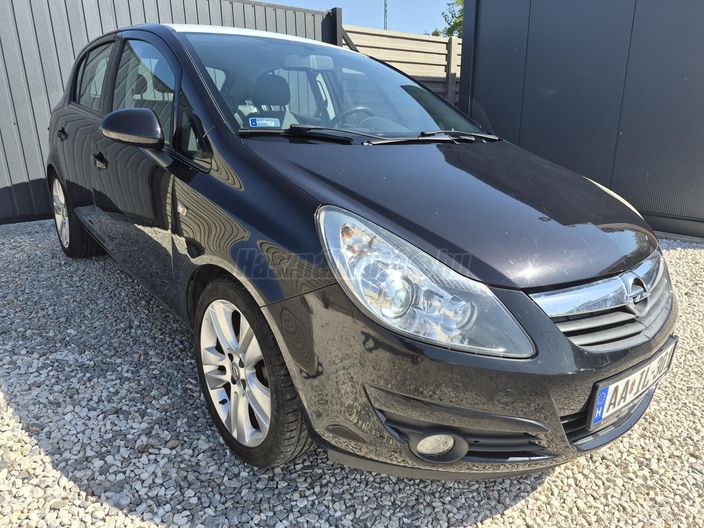 OPEL CORSA 1.4 Cosmo