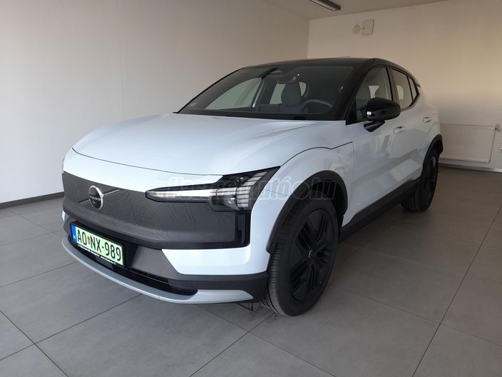 VOLVO EX30 Twin Motor AWD Cross Country Ultra