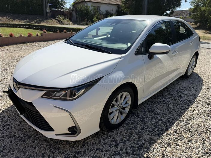 TOYOTA COROLLA Sedan 1.5 Comfort Business CVT