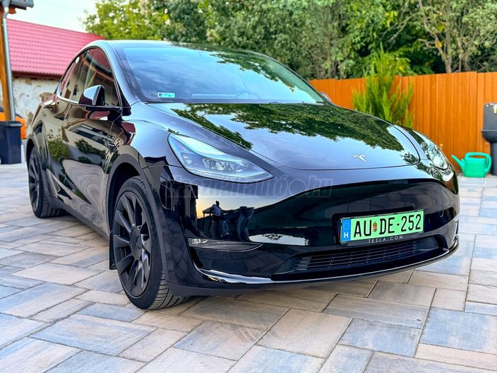 TESLA MODEL Y Long Range AWD (Automata)