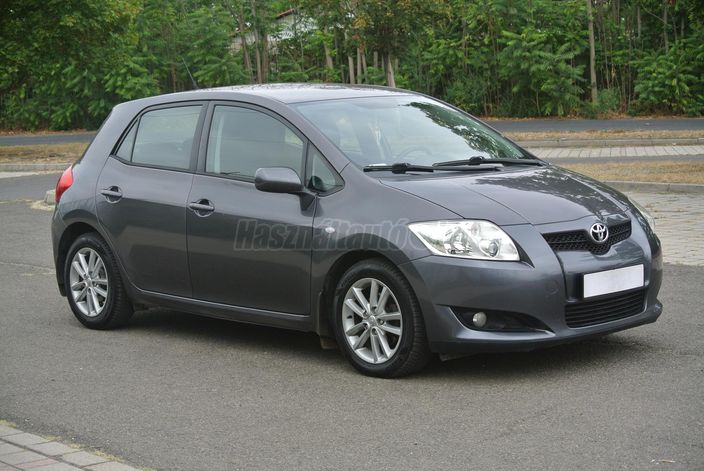 TOYOTA AURIS 1.4 D-4D Luna AAC