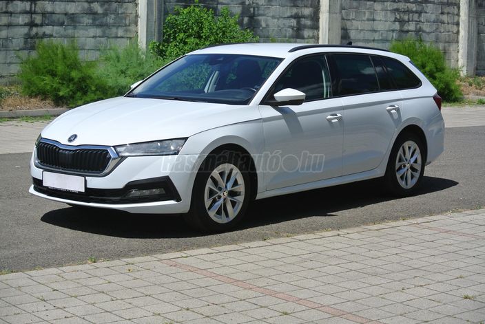 SKODA OCTAVIA Combi 2.0 TDI SCR Perfect