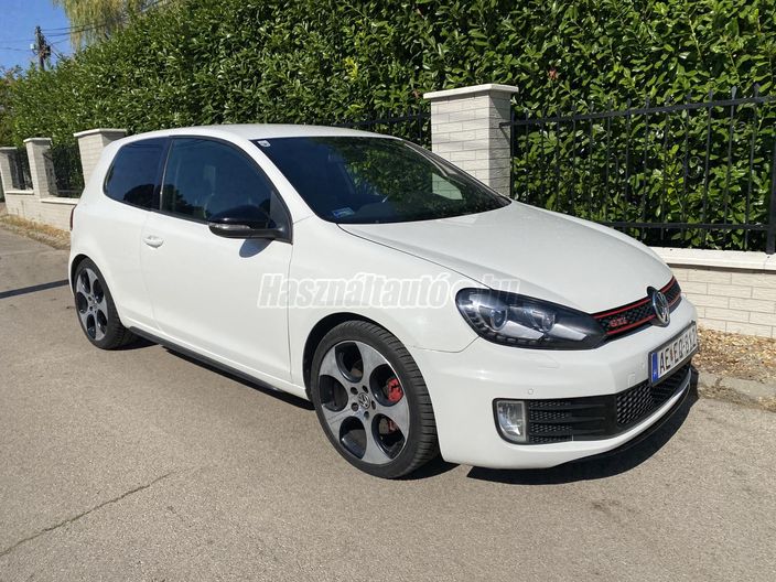 VOLKSWAGEN GOLF VI 2.0 TSI GTI