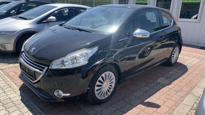PEUGEOT 208 1.6 e-HDi Urban Soul