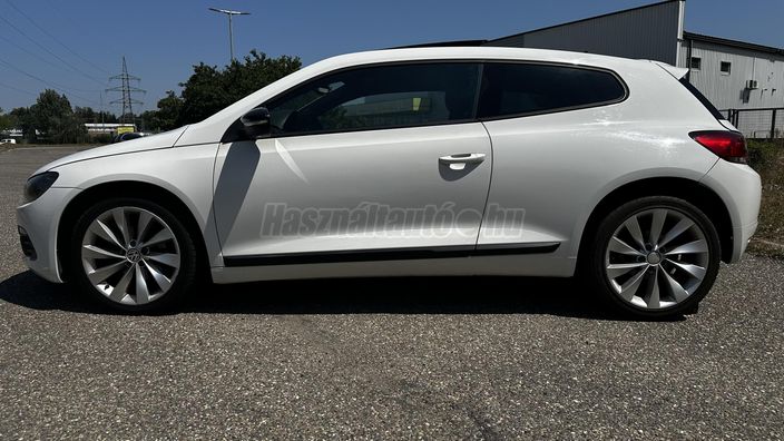 VOLKSWAGEN SCIROCCO 2.0 CR TDI DSG