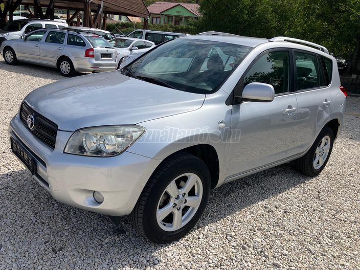TOYOTA RAV 4 Rav4 2.2 D-4D 4x4 Sol Plus