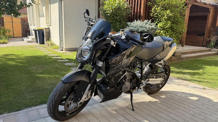 KTM 990 SUPER DUKE