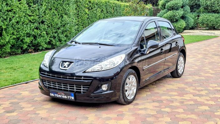 PEUGEOT 207 1.4 Active