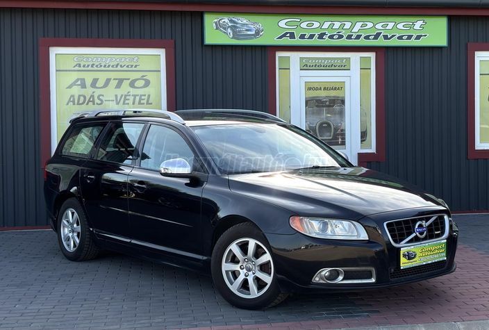 VOLVO V70 2.0 T R-Design