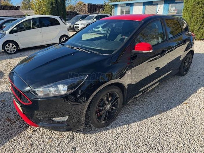 FORD FOCUS 1.5 EcoBoost ST-Line Red (Automata)