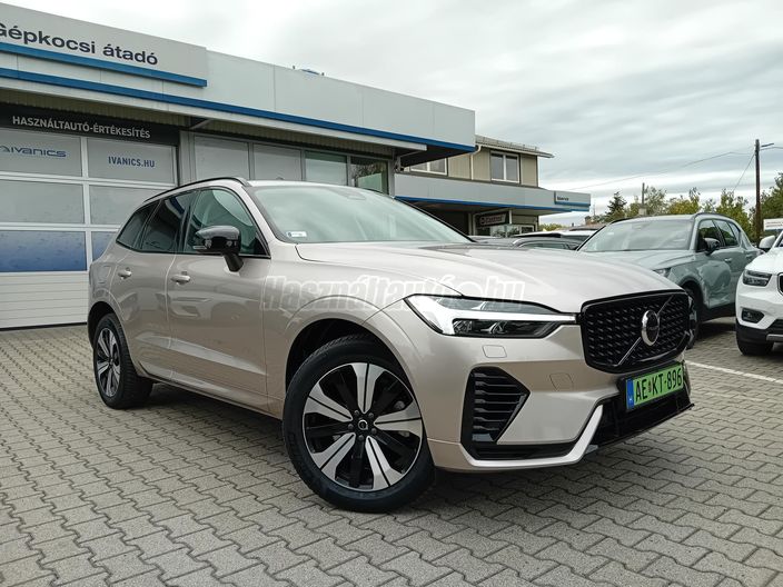 VOLVO XC60 2.0 [T6] Plus Dark AWD Geartronic