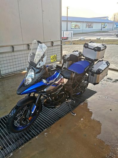 SUZUKI DL 1000