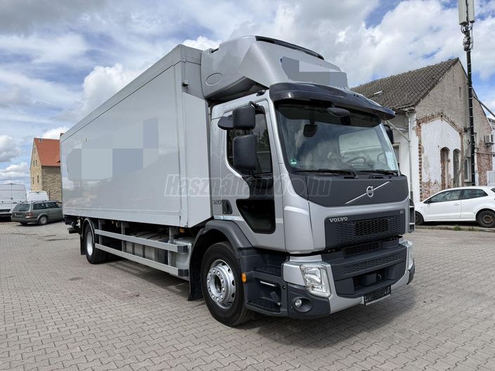 VOLVO FE 320 4X2 HŰTŐS-EMELŐHÁTFALAS