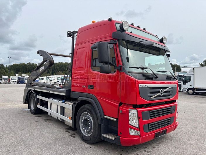 VOLVO FM 330 4X2 KÉTKAROS KONTÉNERES