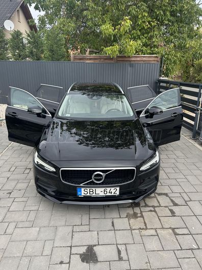 VOLVO V90 2.0 [T4] Momentum Geartronic