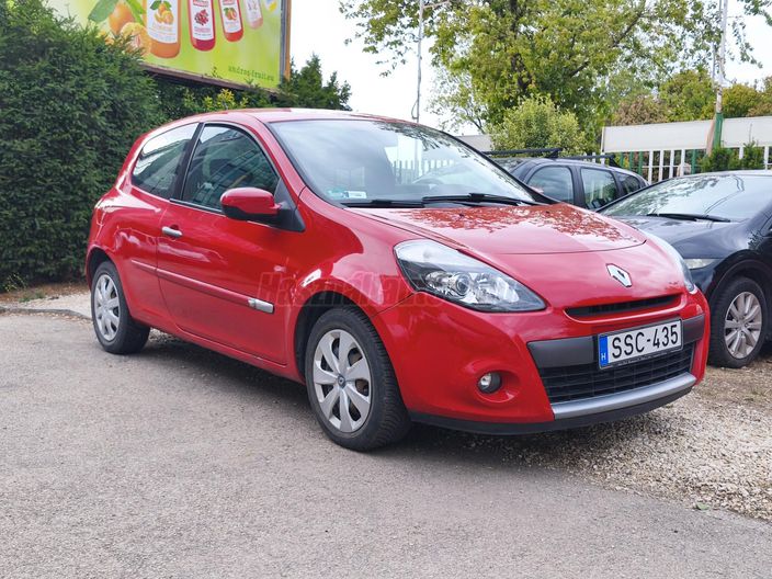 RENAULT CLIO 1.2 16V 20th Anniversary
