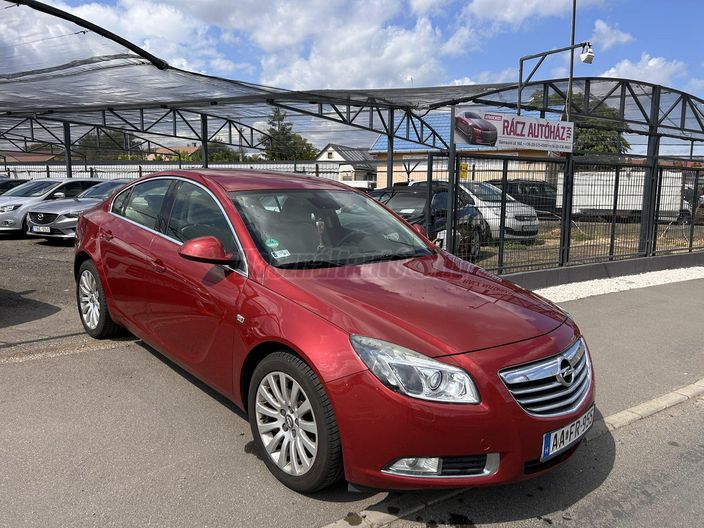 OPEL INSIGNIA 1.8 Cosmo
