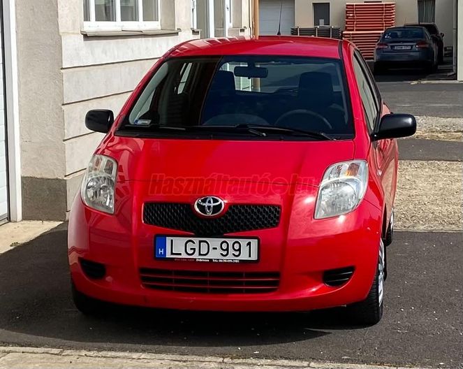 TOYOTA YARIS 1.0 Terra