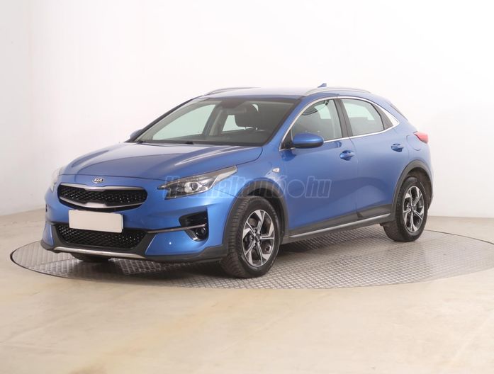 KIA XCEED 1.5 T-GDI X-Silver